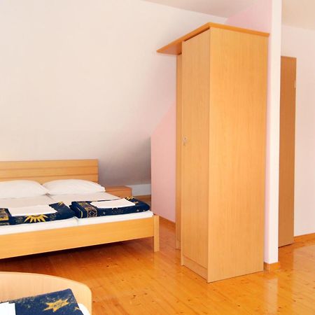 Apartments With A Swimming Pool Jadranovo, Crikvenica - 3238 部屋 写真