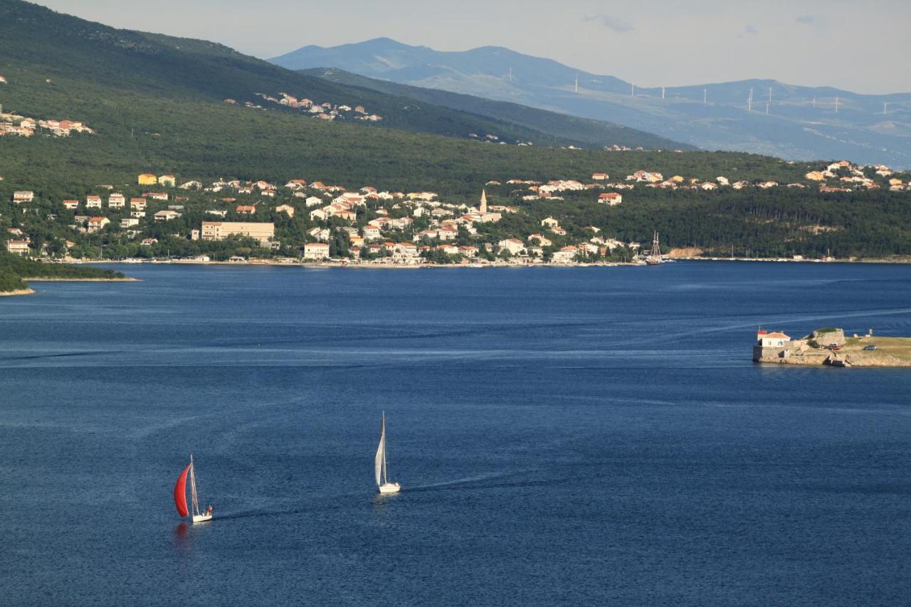 Apartments With A Swimming Pool Jadranovo, Crikvenica - 3238 エクステリア 写真