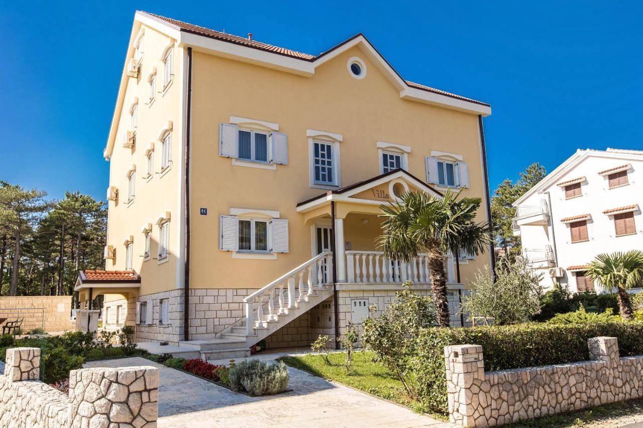 Apartments With A Swimming Pool Jadranovo, Crikvenica - 3238 エクステリア 写真