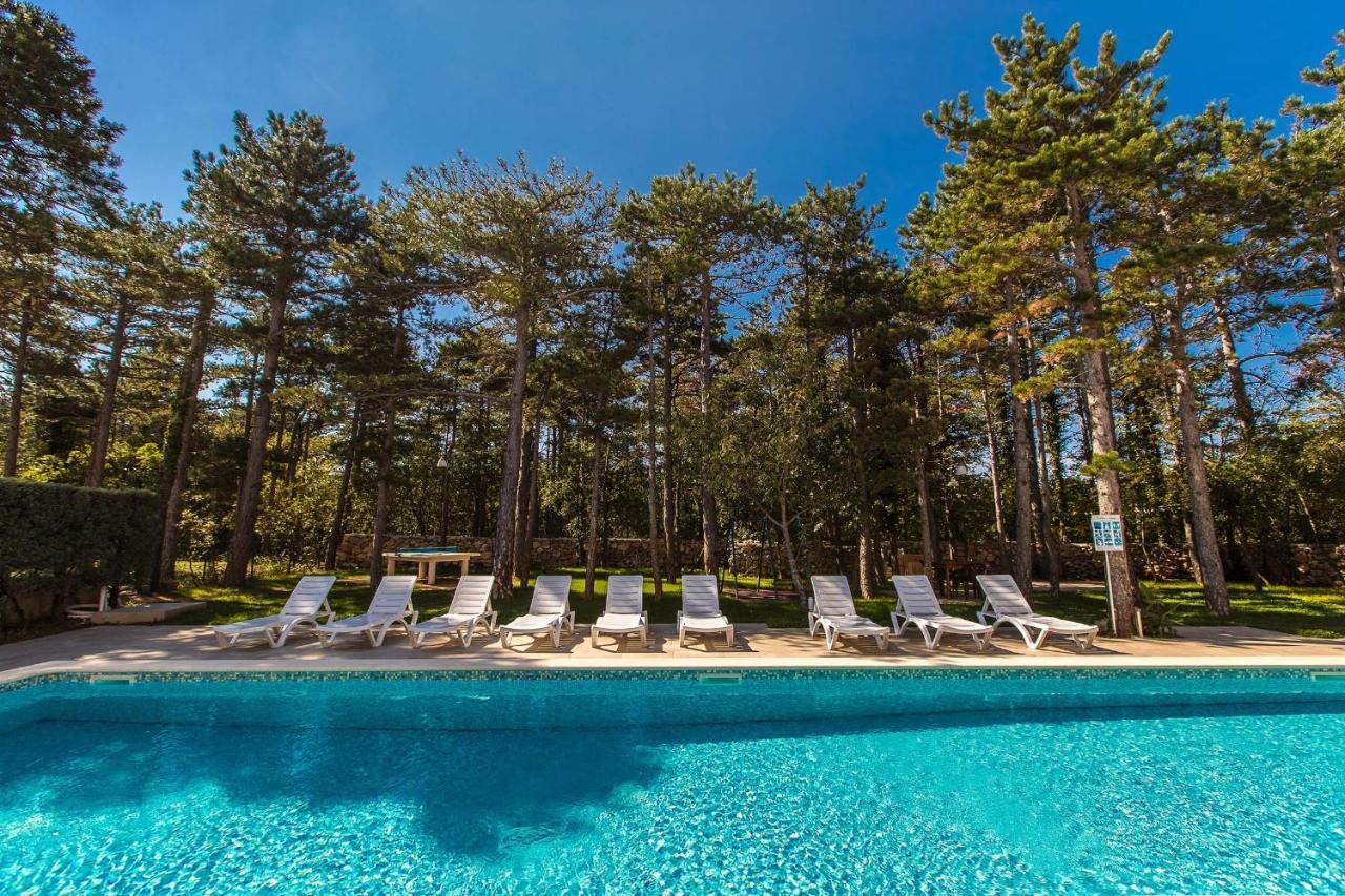 Apartments With A Swimming Pool Jadranovo, Crikvenica - 3238 エクステリア 写真