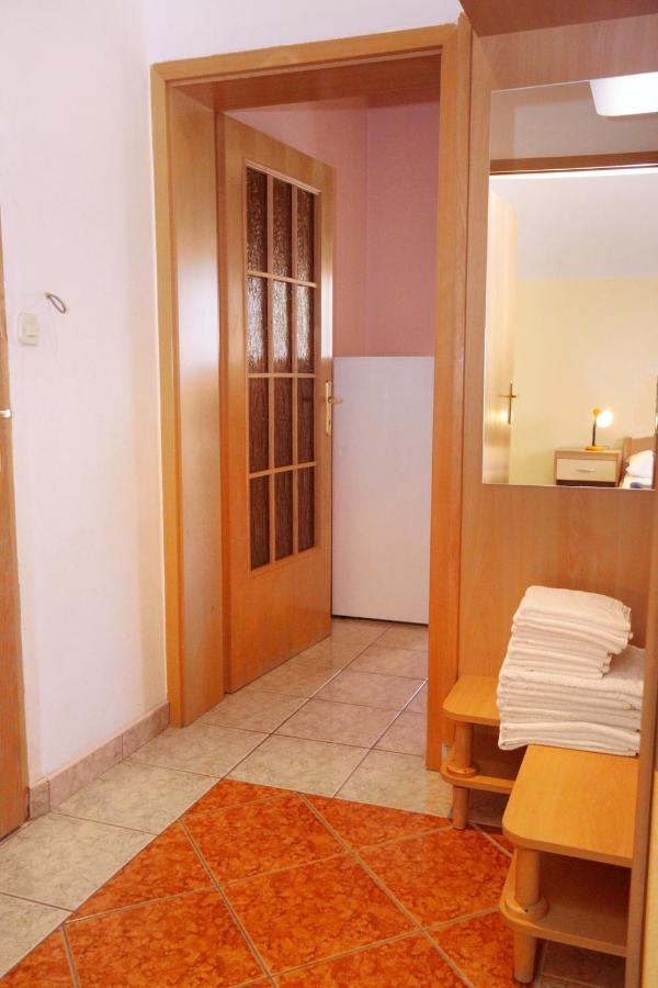 Apartments With A Swimming Pool Jadranovo, Crikvenica - 3238 エクステリア 写真